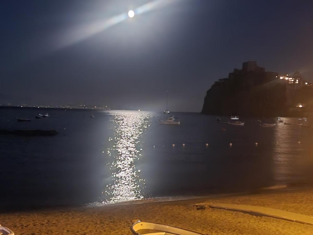 Beach House Ischia Luaran gambar