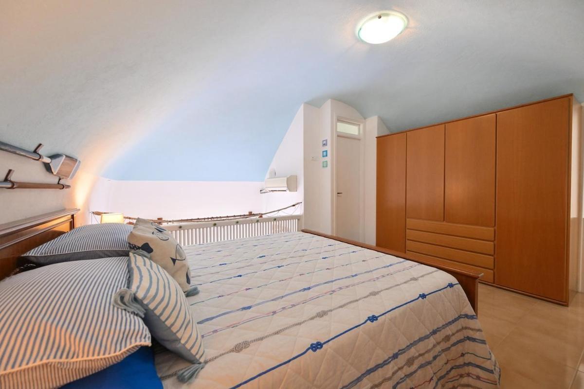 Beach House Ischia Luaran gambar